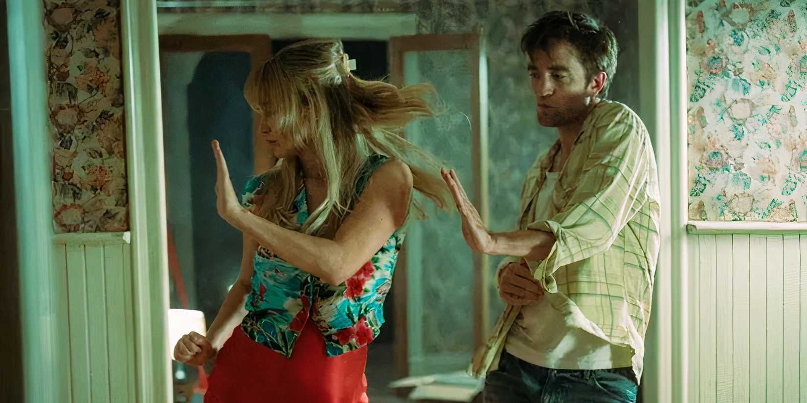Die, My Love Review: Jennifer Lawrence Is Utterly Earth-Shattering In ...