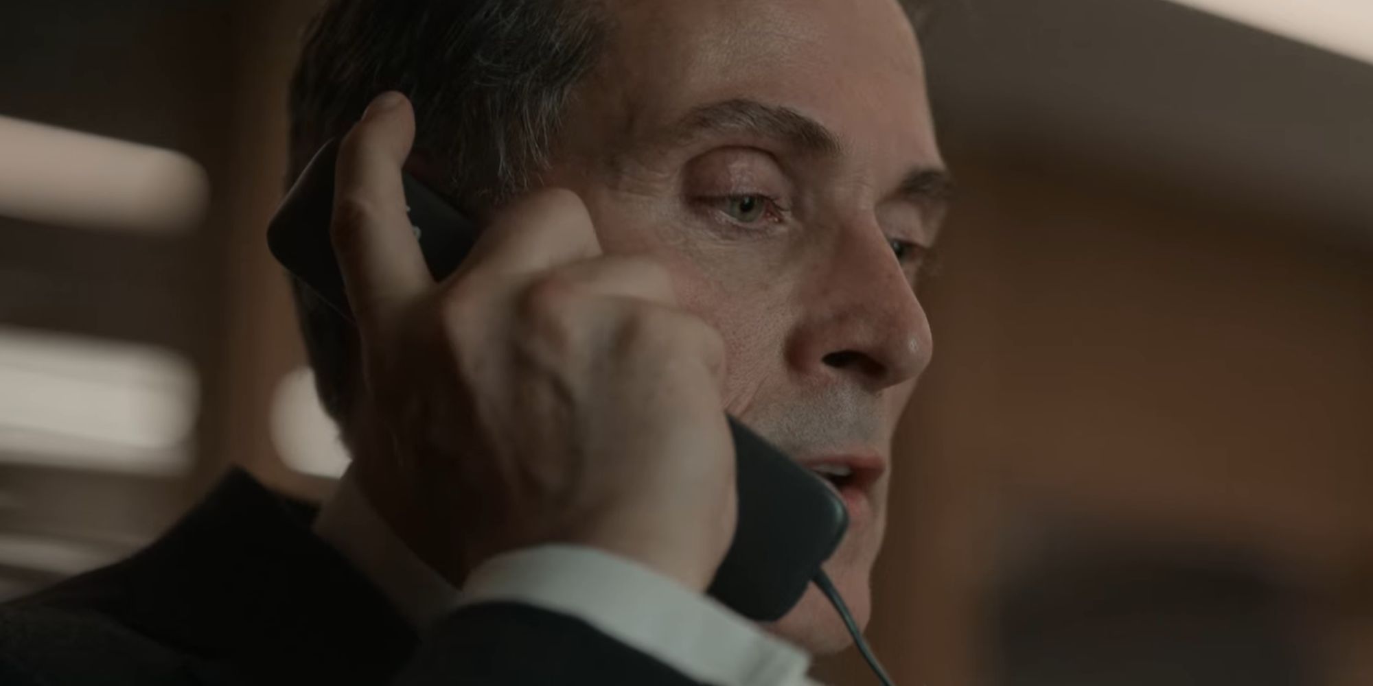 Rufus Sewell as Hal Wyler on the phone in The Diplomat