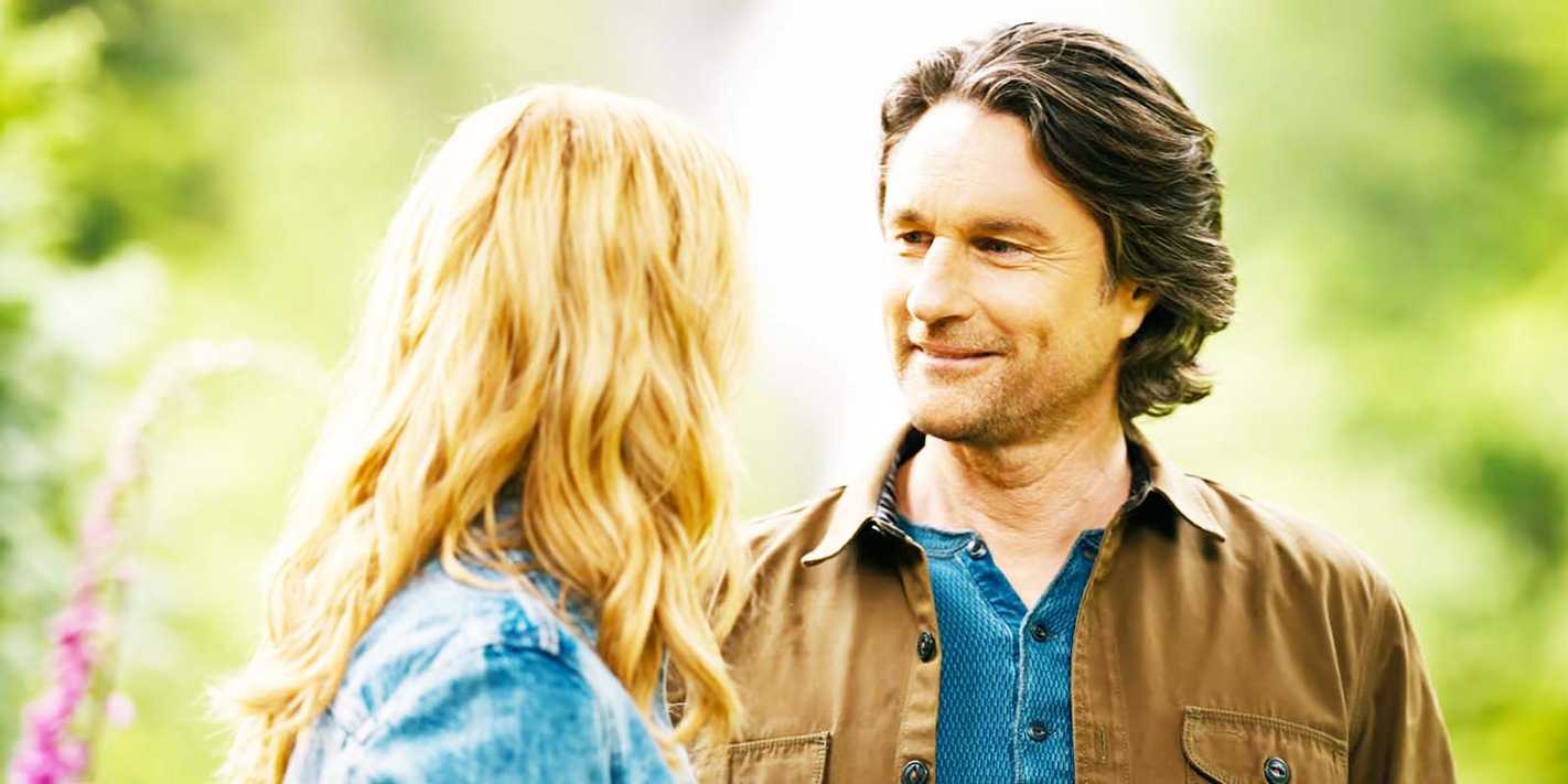 Alexandra Breckenridge as Mel Monroe and Martin Henderson as Jack Sheridan in Virgin River season 6