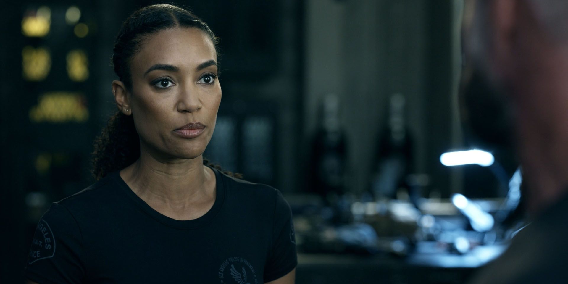 Annie Ilonzeh as Devin Gamble in SWAT