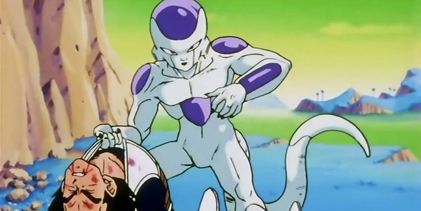 Freeza olha para cima enquanto espanca Vegeta em Namekusei.