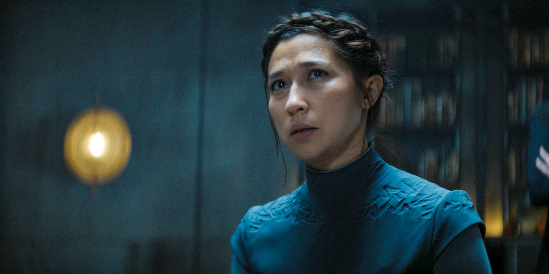 Emeline (Aoife Hinds) in Dune: Prophecy Season 1 Ep 4