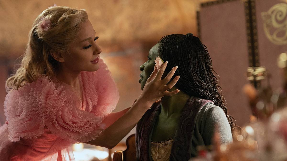 Wicked Hid An Incredibly Sweet Detail About Elphaba & Glinda's Relationship