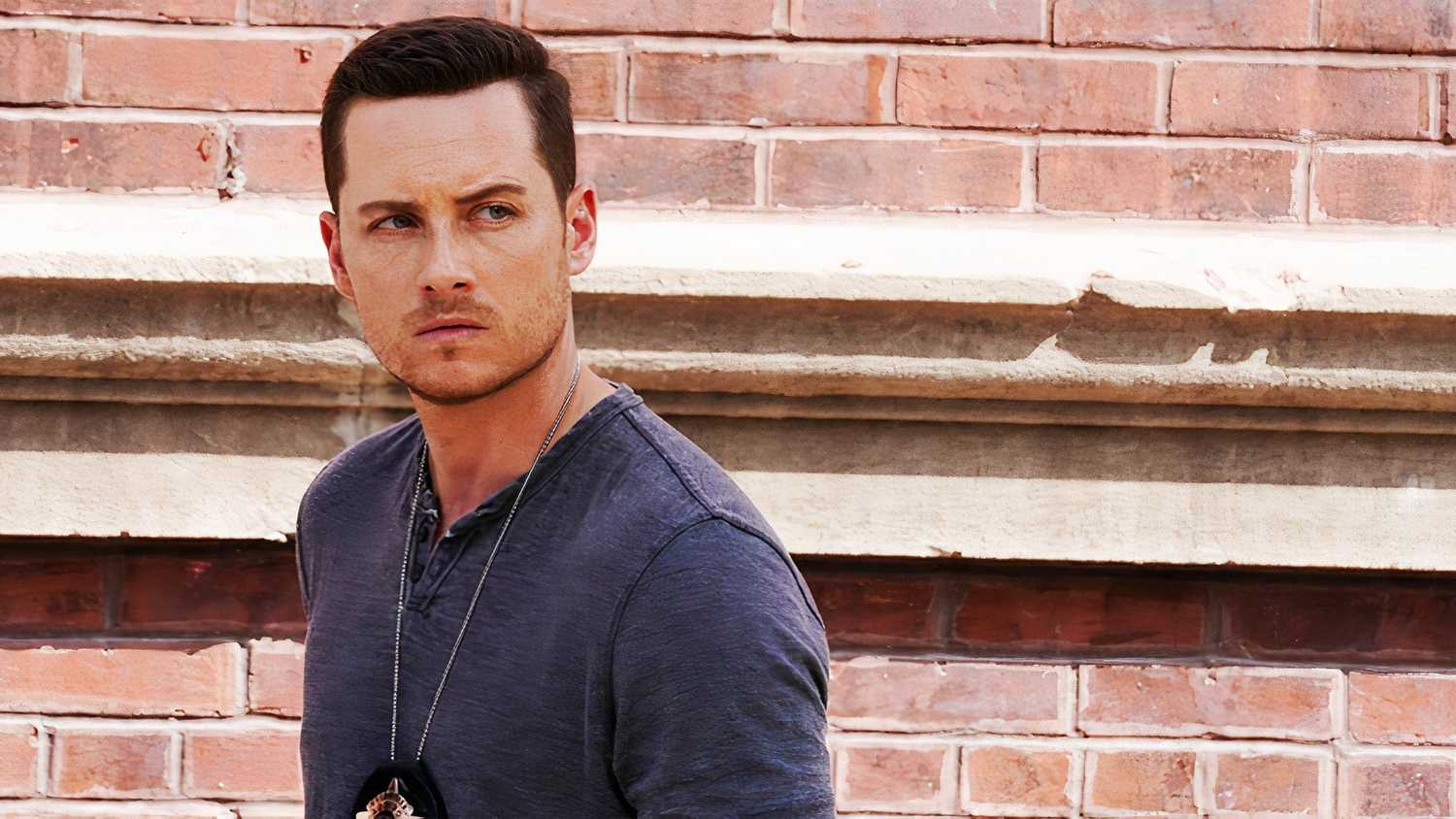 Jay Halstead looking to the side in Chicago PD
