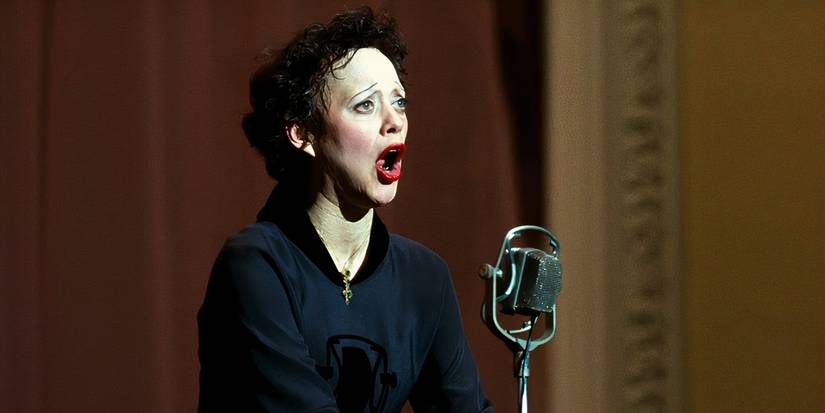 Marion Cotillard as Édith Piaf in La Vie En Rose (2007)