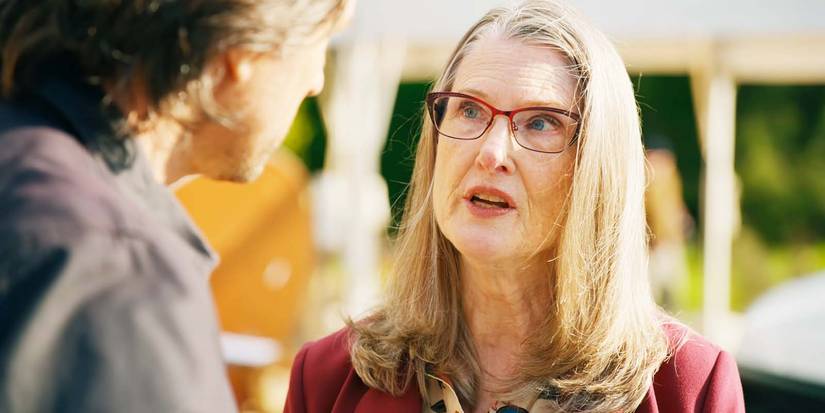 Martin Henderson as Jack and Annette O'Toole as Hope in Virgin River season 6, episode 8