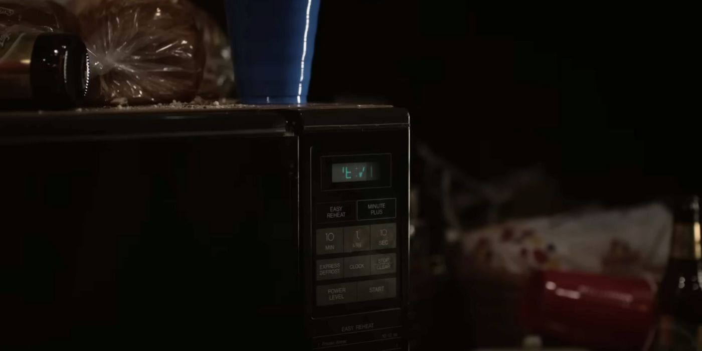 Y2K: What The Year 2000 Problem Was & Why People Feared The World Would End