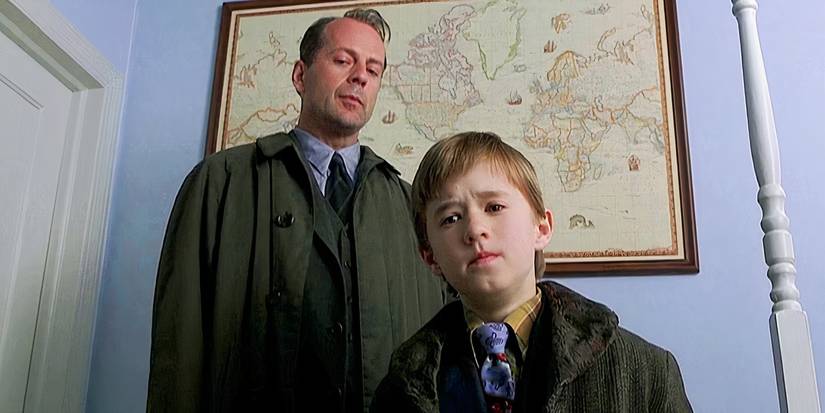 Bruce Willis and Haley Joel Osment in The Sixth Sense