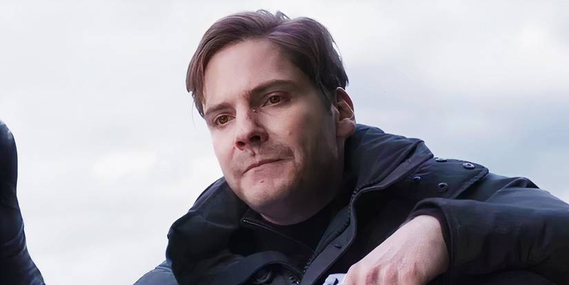 Zemo about to kill himself in Captain America Civil War