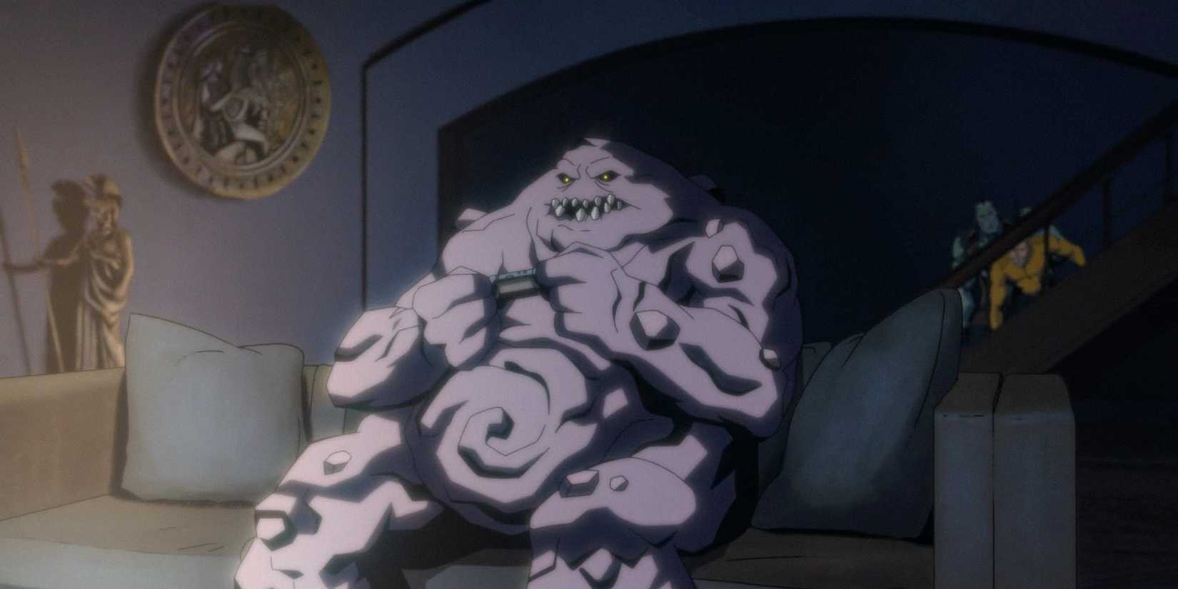 Clayface assume a forma do Professor MacPherson em Creature Commandos