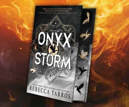 Обложка книги "Onyx Storm" Ребекки Яррос