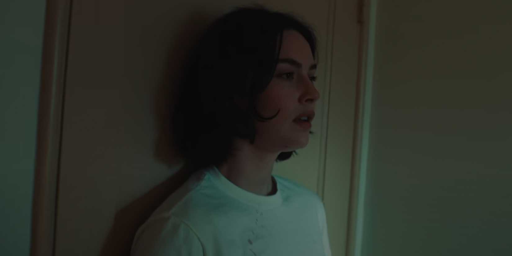 Видеоклип Gracie Abrams Risk