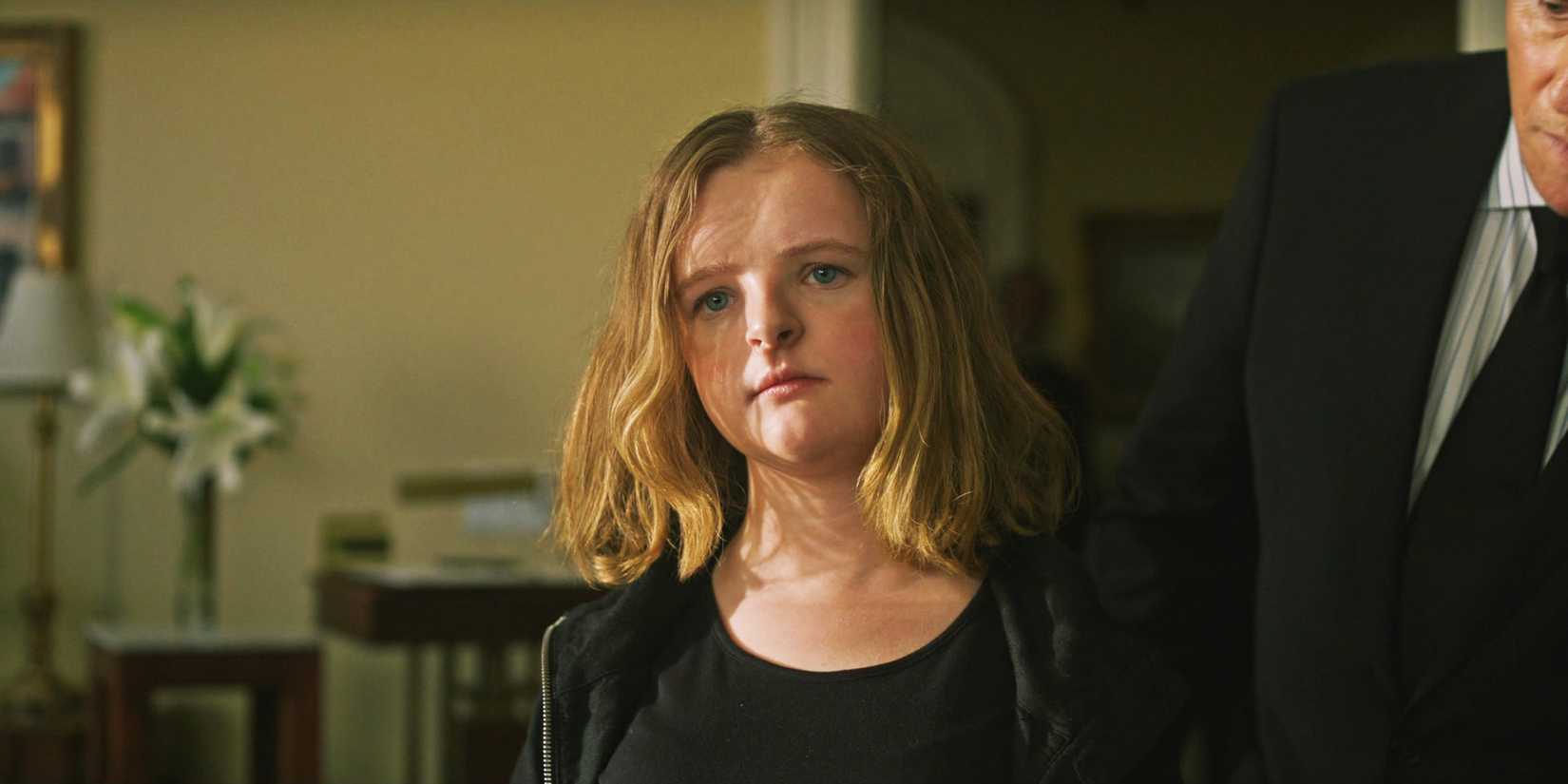 Charlie em Hereditário no funeral da avó