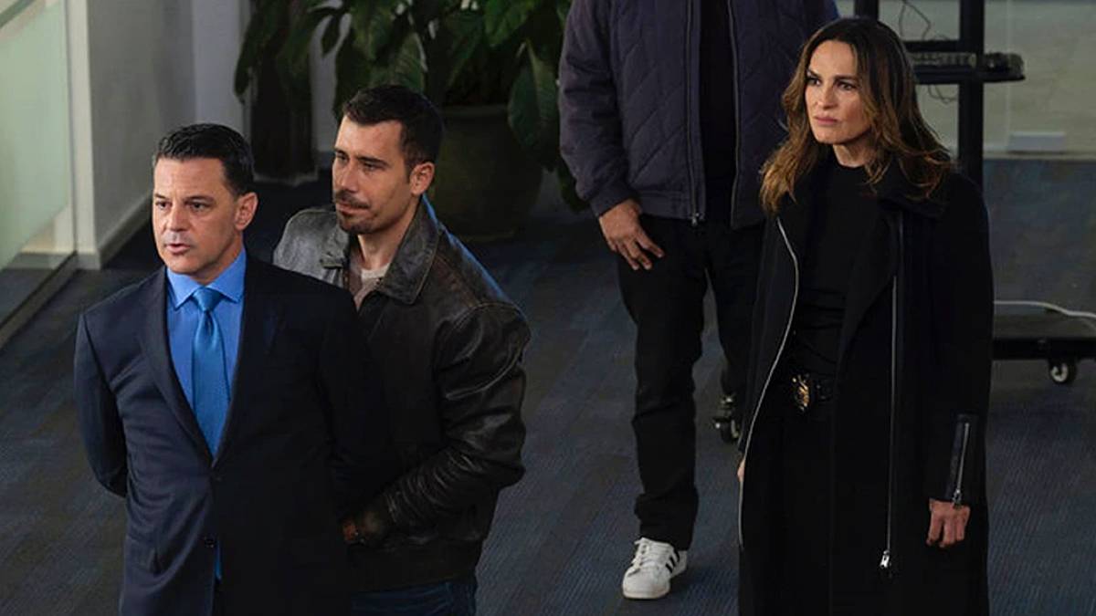 Law & Order: SVU Season 26, Episode 11 May Have Secretly Set Up A Future  Headache For Benson