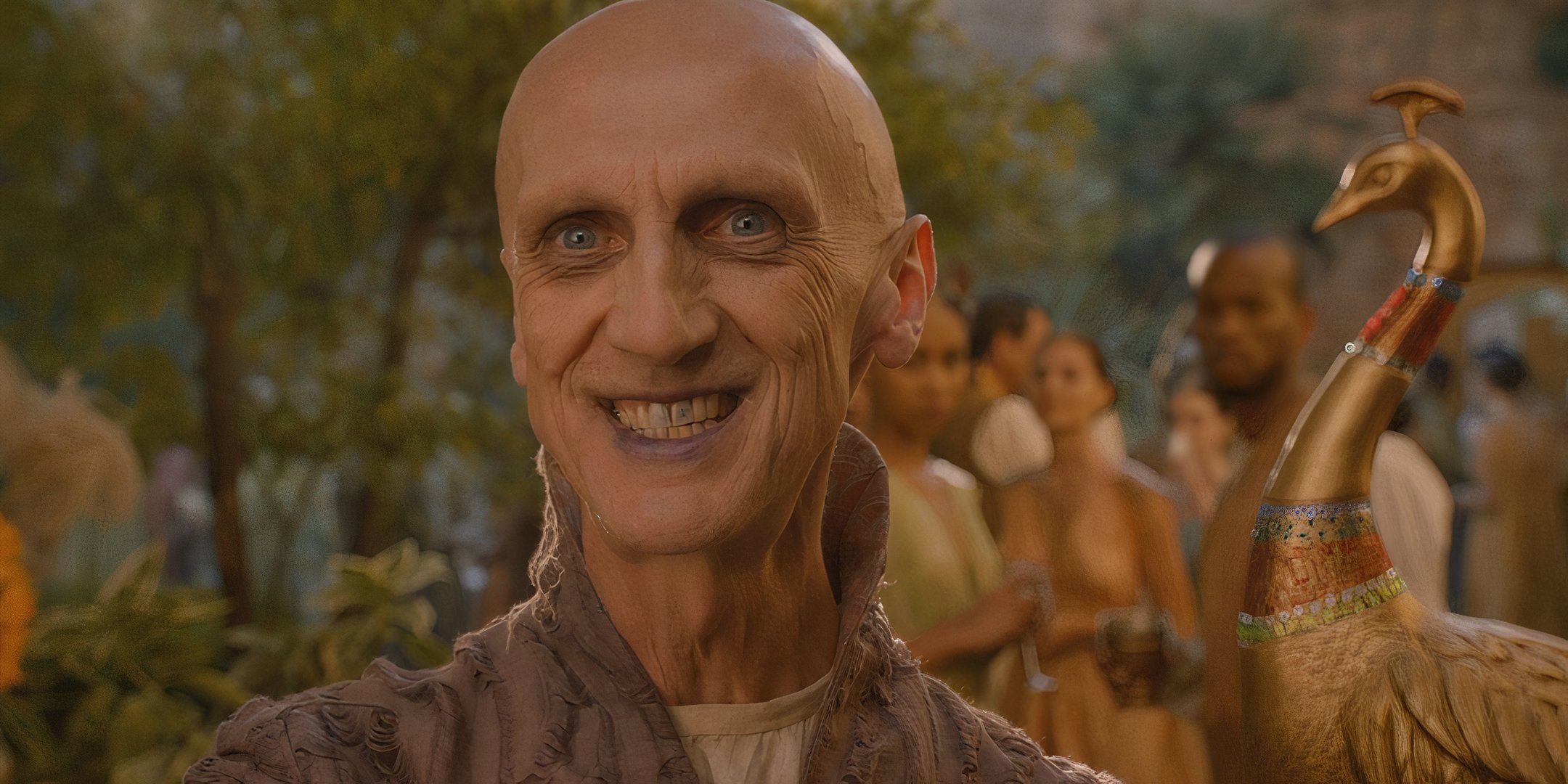 Pyat Pree grinning wildly at Qarth in Game of Thrones season 2