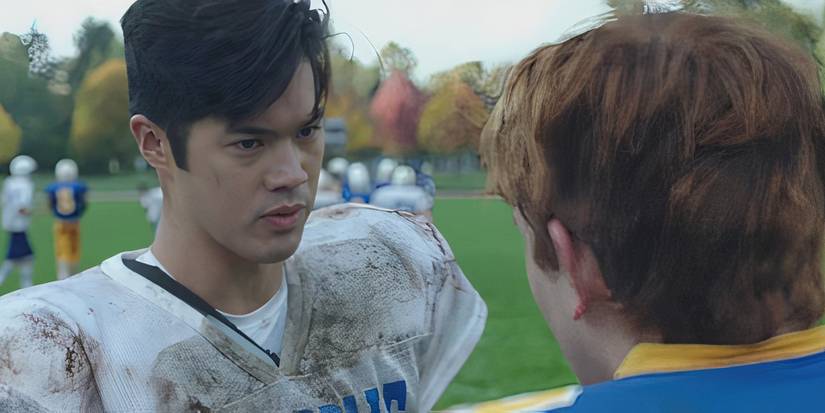 Ross Butler as Reggie Mantle talking to Archie in Riverdale