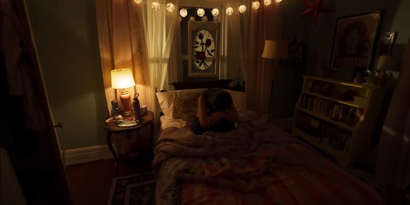 5 Hints To The Ghost's Identity In Presence