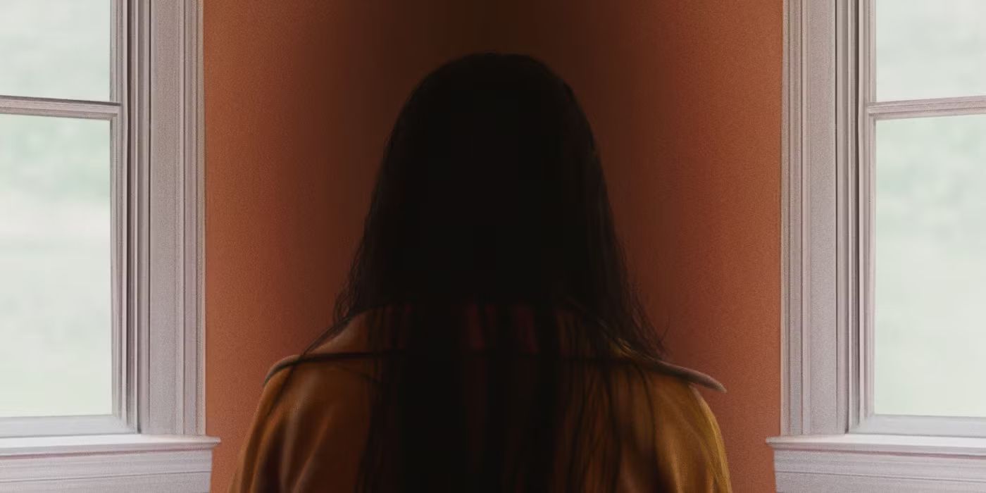 5 Hints To The Ghost's Identity In Presence