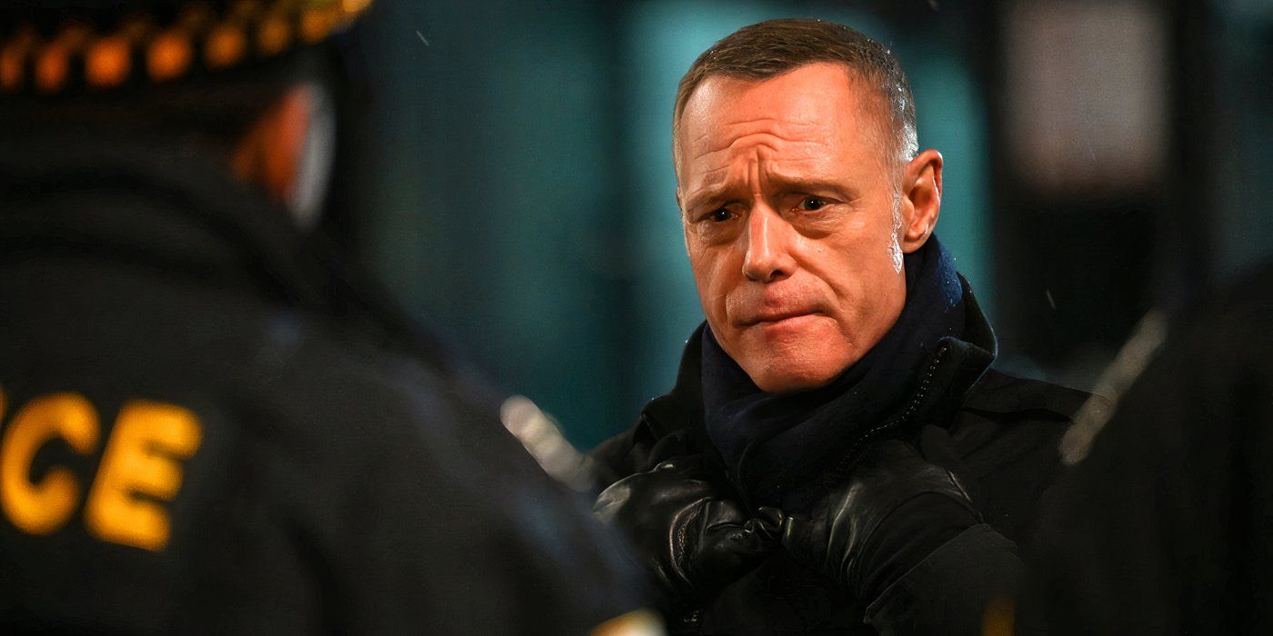 Jason Beghe as Voight in the One Chicago crossover looking grim