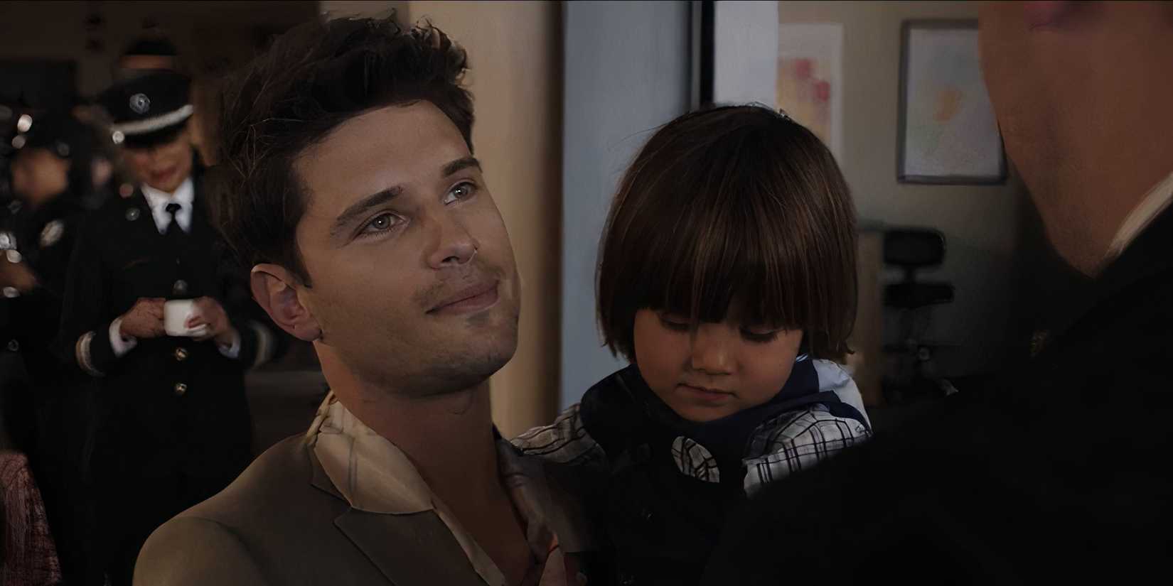 Ronen Rubinstein as TK Strand with Jonah in 9-1-1: Lone Star.