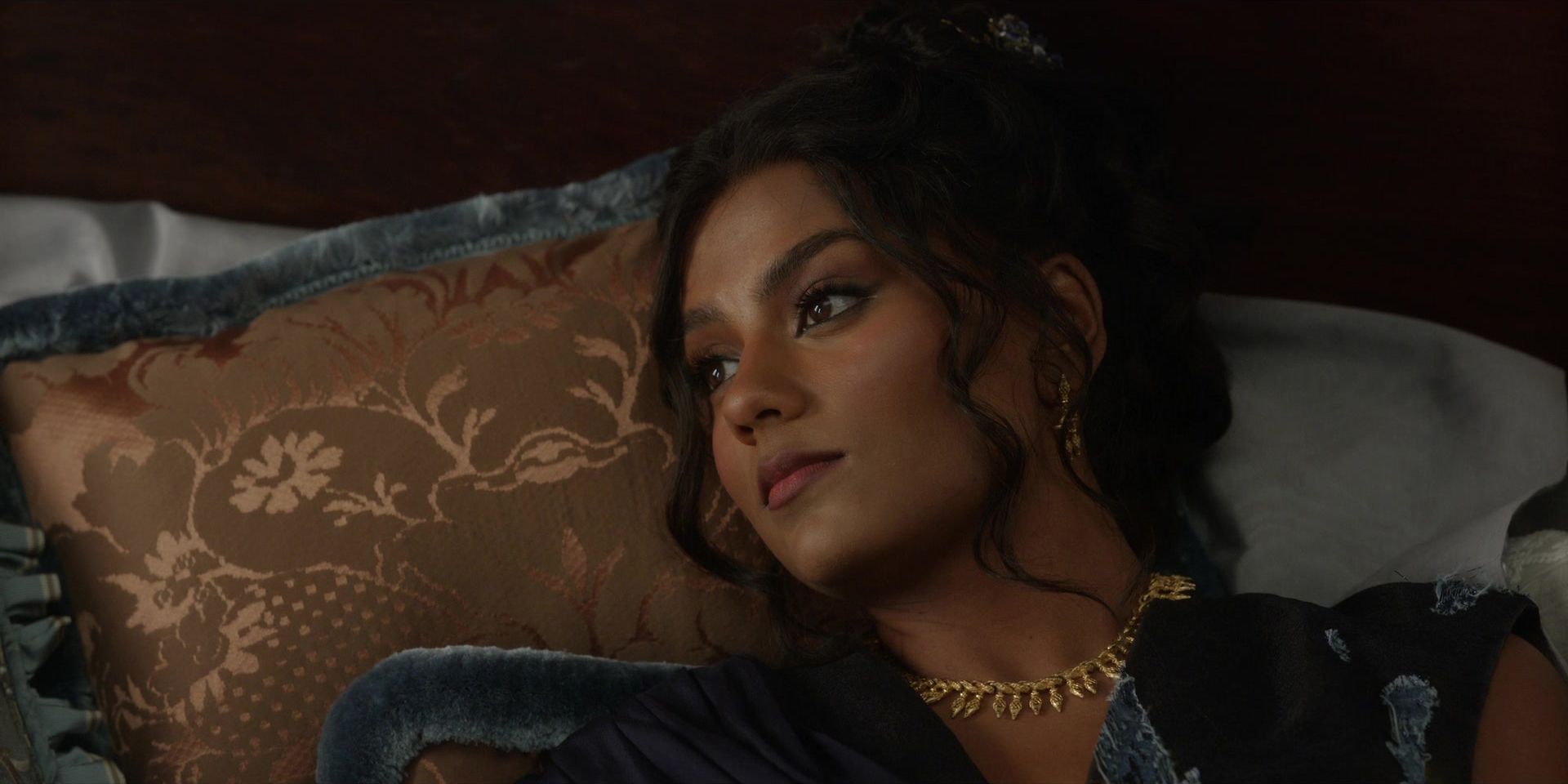 Simone Ashley As Lady Kate Sharma Bridgerton In Bridgerton Season 3, Episode 5, 