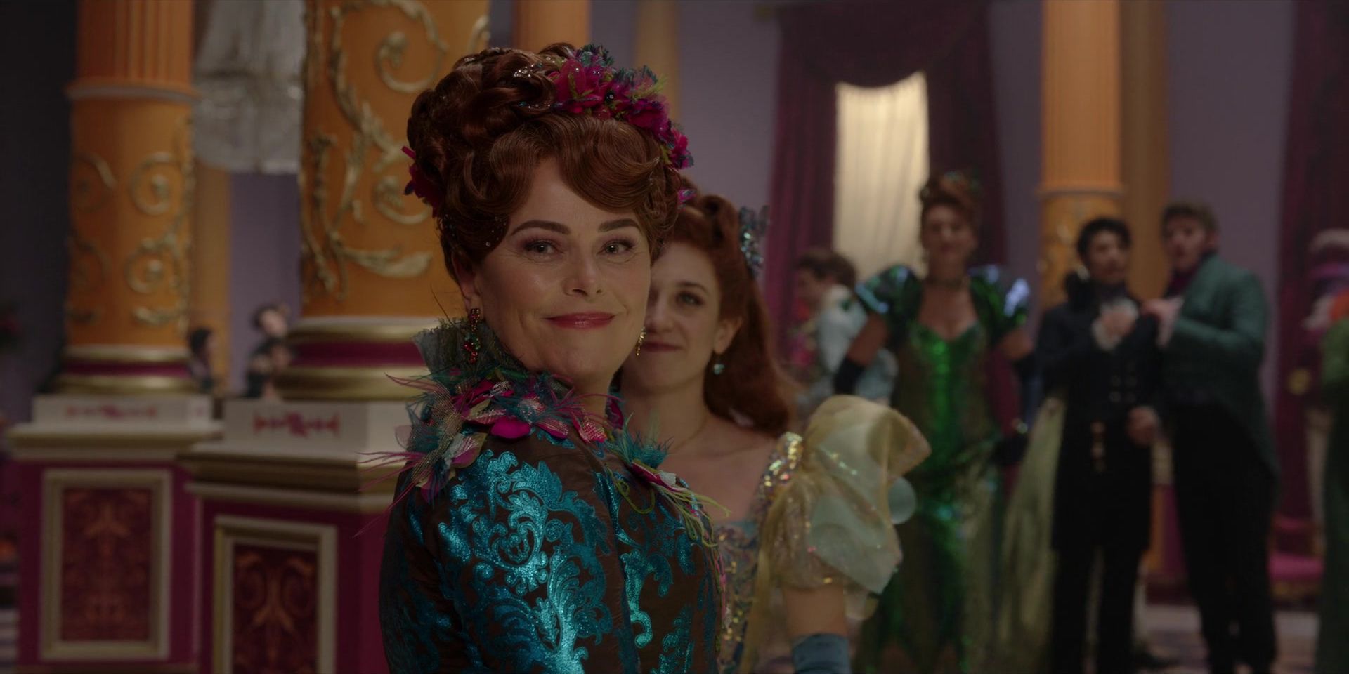 Portia Featherington (Polly Walker) & Philippa Featherington Finch (Harriet Cains) Smiling At Penelope In Bridgerton Season 3, Episode 8, 