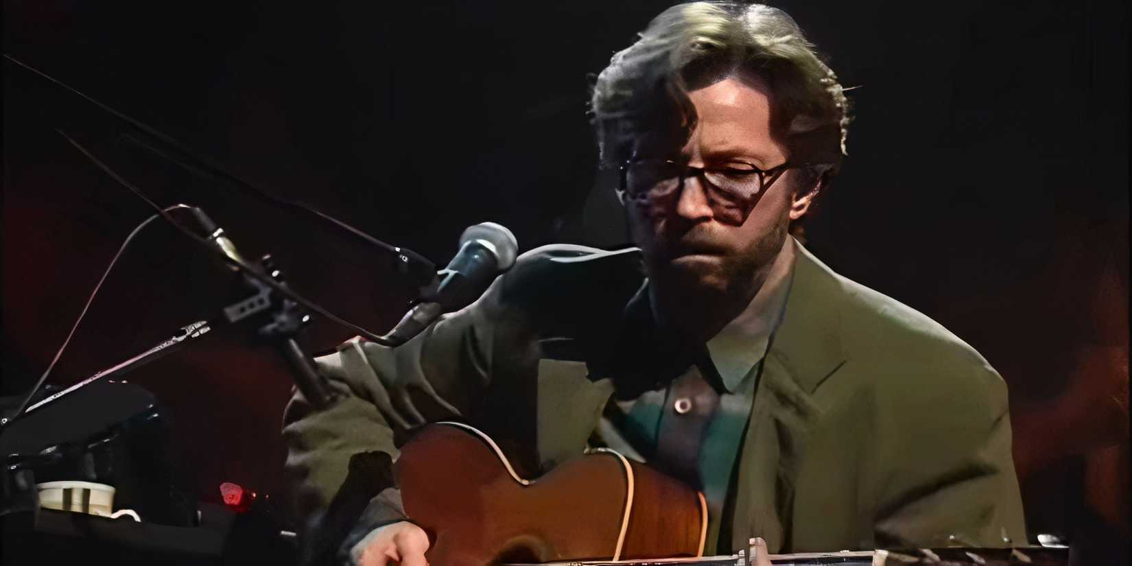 Eric Clapton performing 'Tears in Heaven' on MTV's Unplugged 