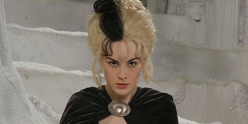 Susan Sto Helit staring directly into the camera