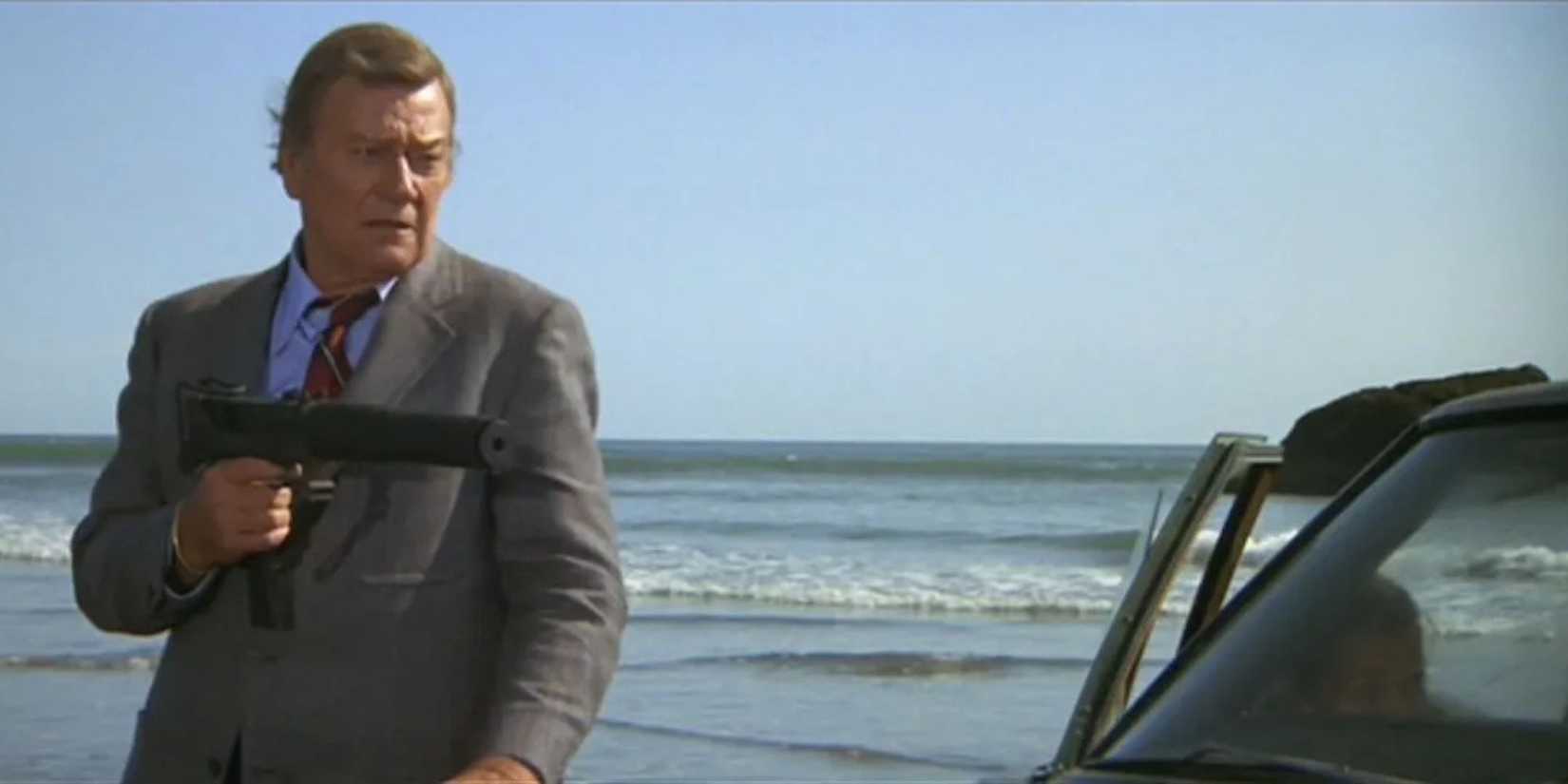 John Wayne como o Detetive Lon McHugh em McQ.