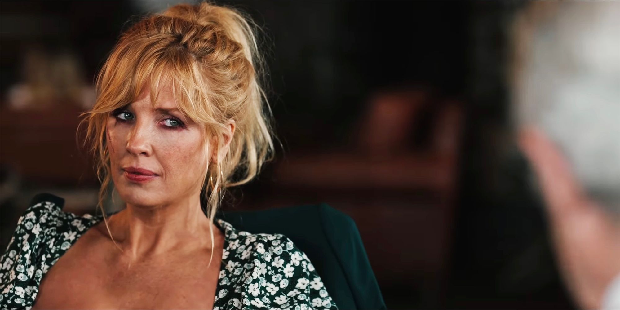 Kelly Reilly scowling at Bob in Yellowstone