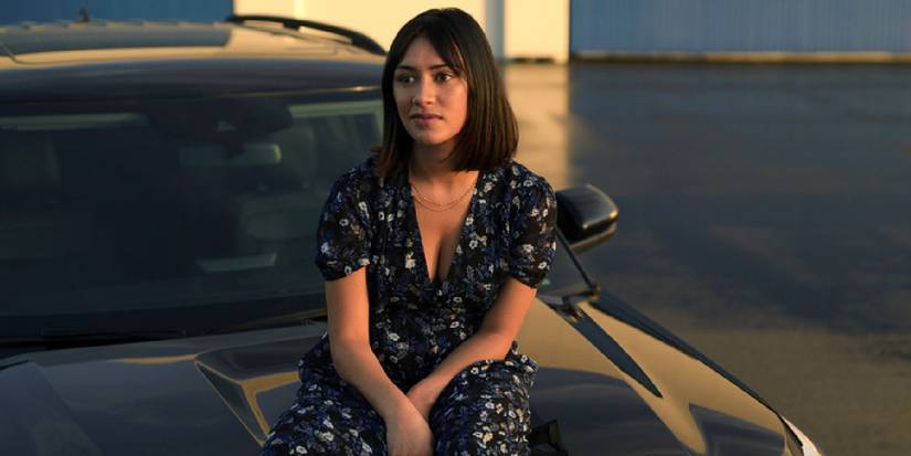 Luciane Buchanan como Rose Larkin em The Night Agent