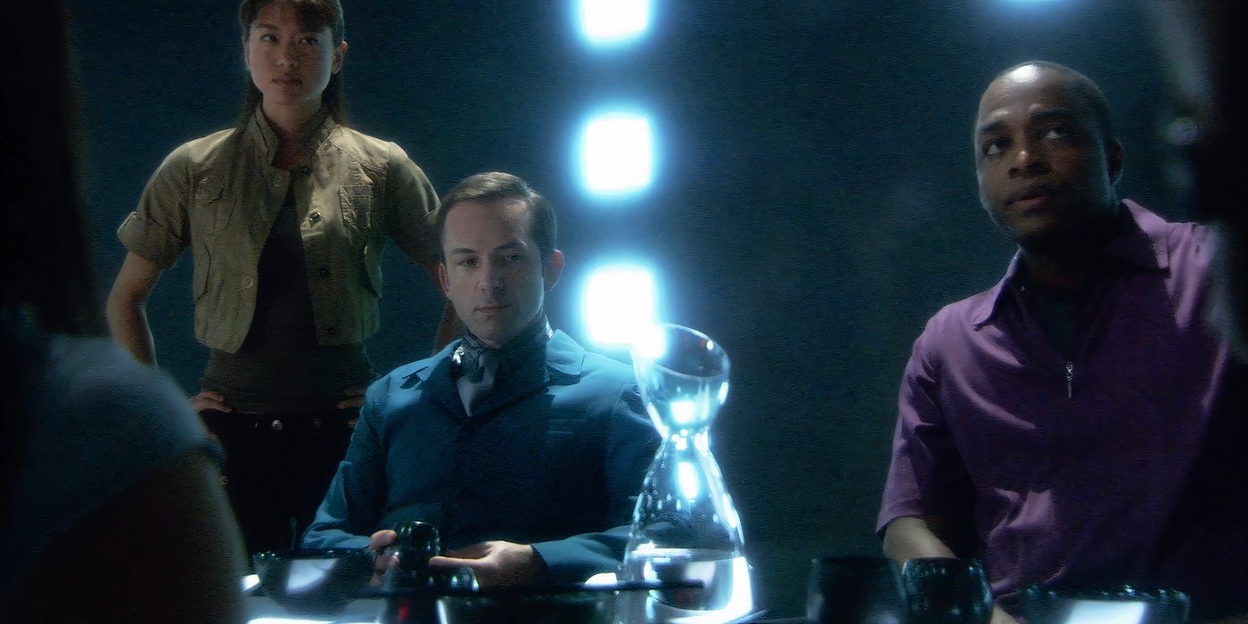 Ronald D. Moore Is Done With Battlestar Galactica, The Reboot Co ...