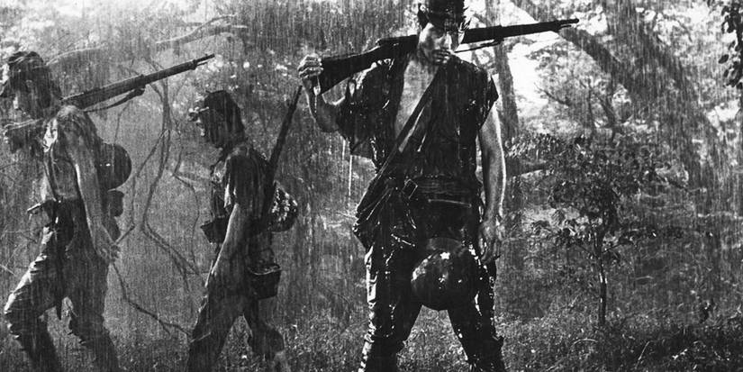 men walking in the war in Fires on the Plain (1959)