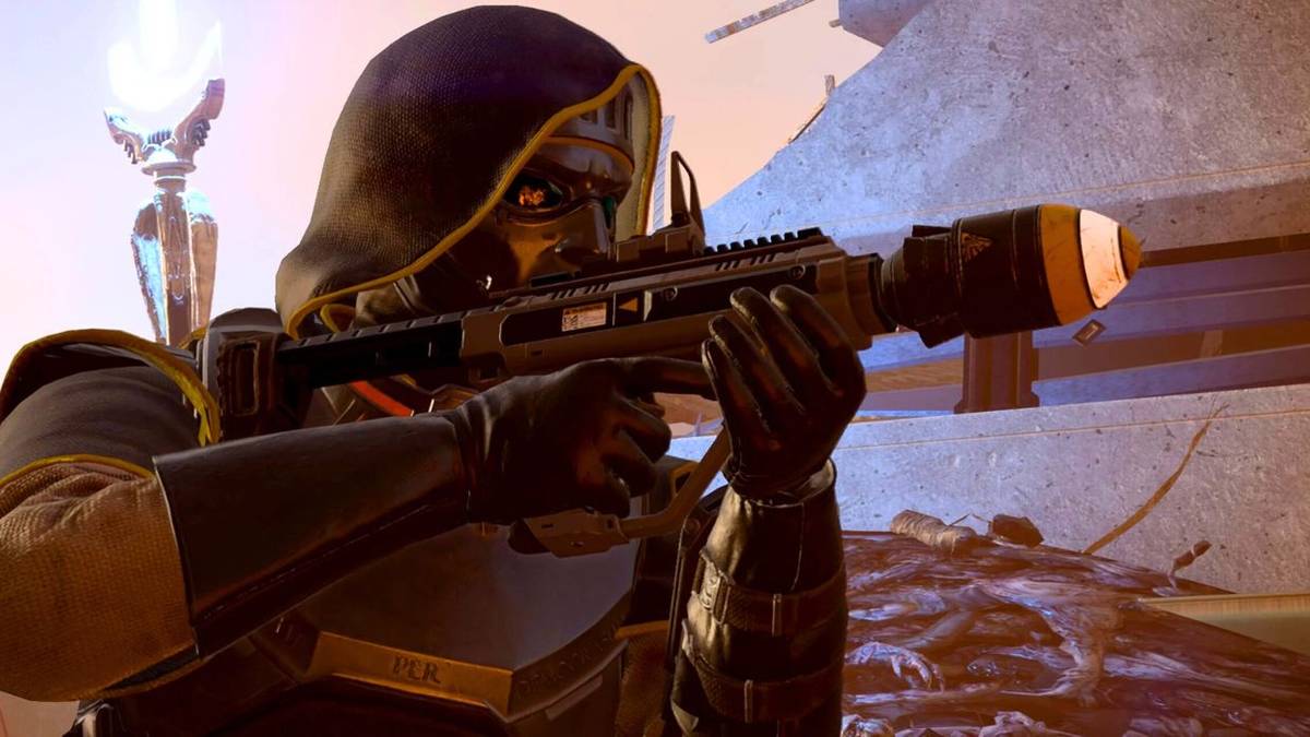 A masked Helldiver wielding the new grenade launcher introduced in the Servants of Freedom Warbond