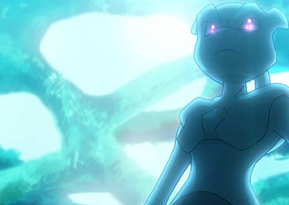 Pokemon's Mewtwo Look Ominous