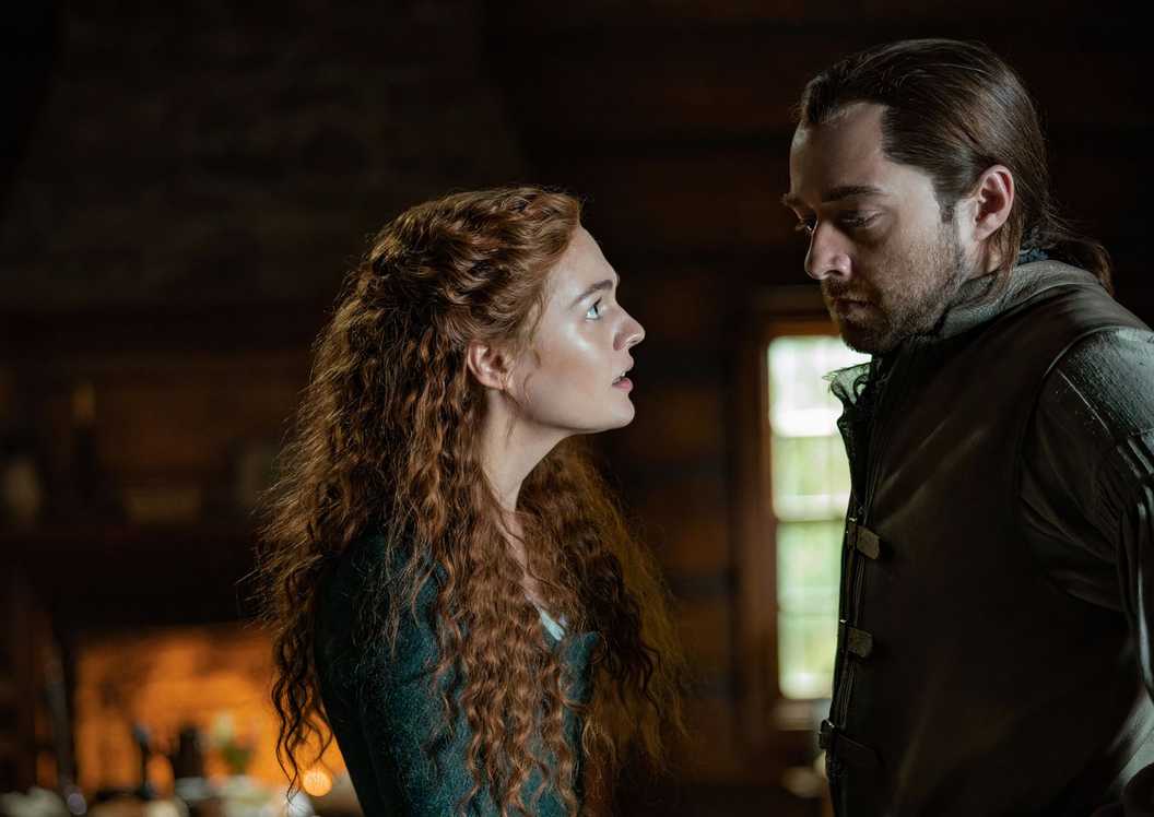 Roger and Brianna in Outlander season 5