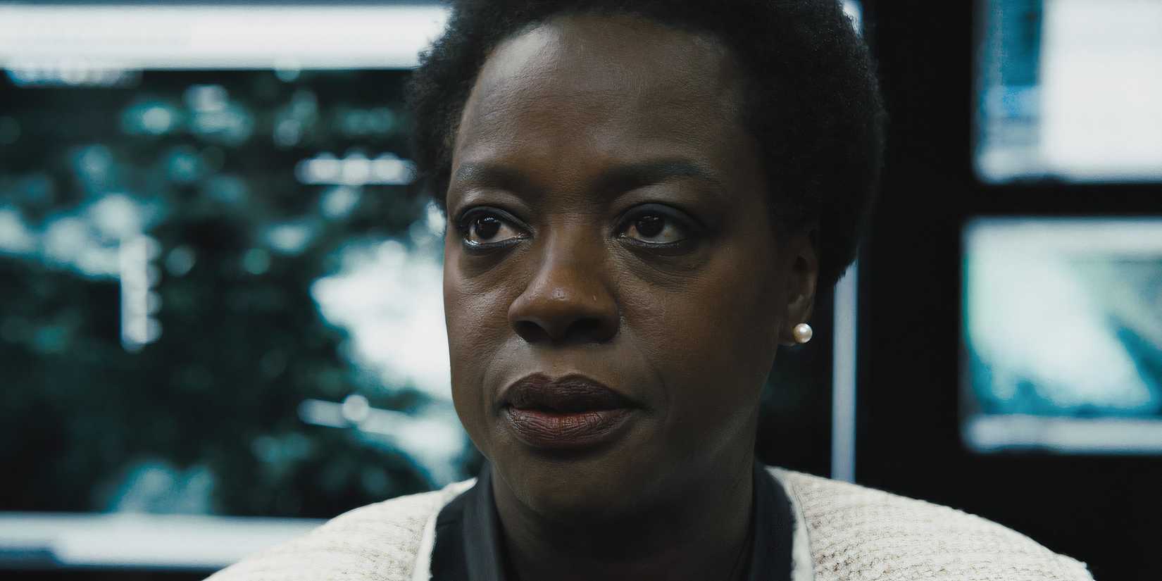 Amanda Waller doesn't seem to be impressed with the suicide squad