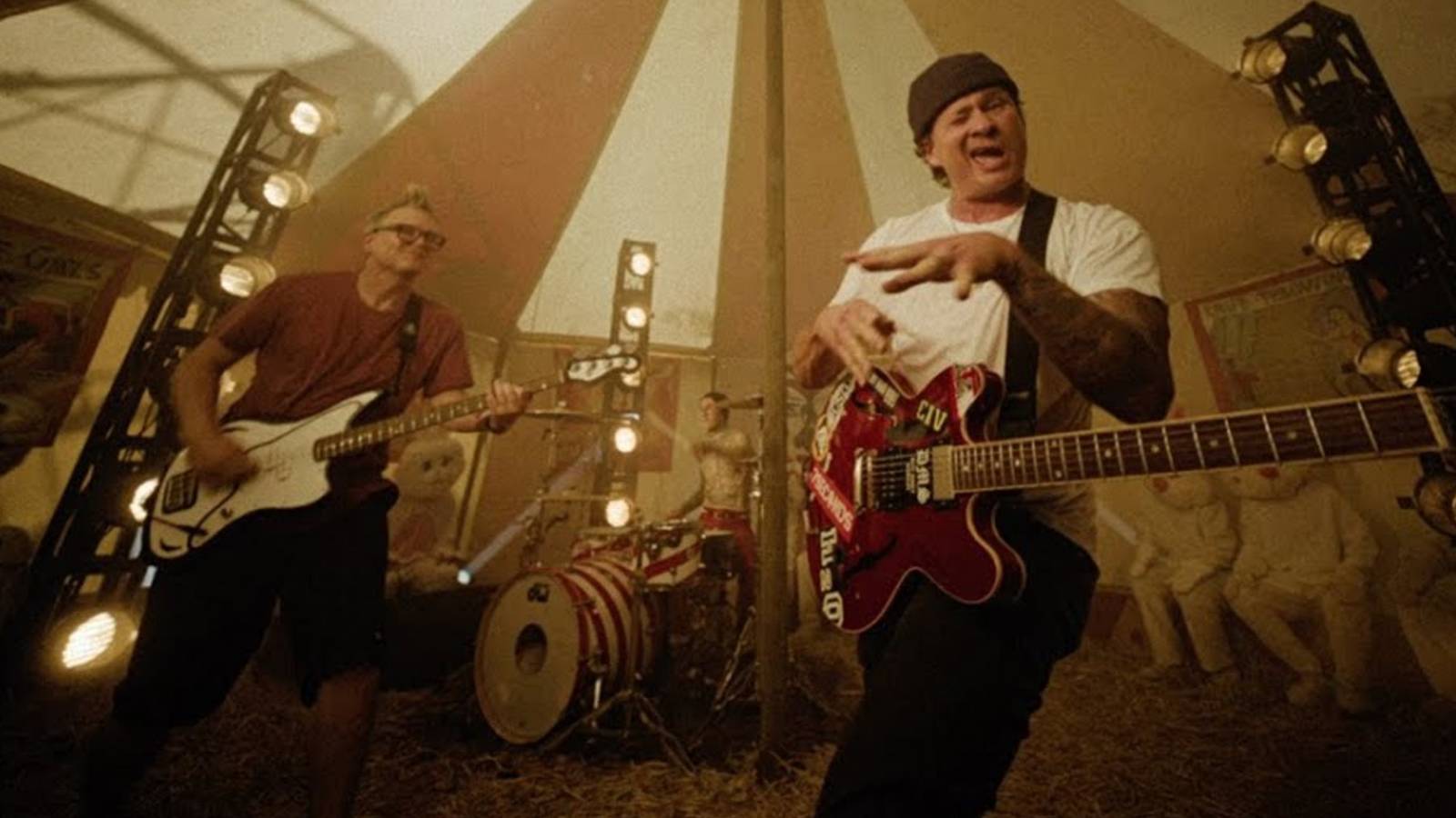 What Happened To Pop-Punk? Why The Genre Declined & How It's Finally ...