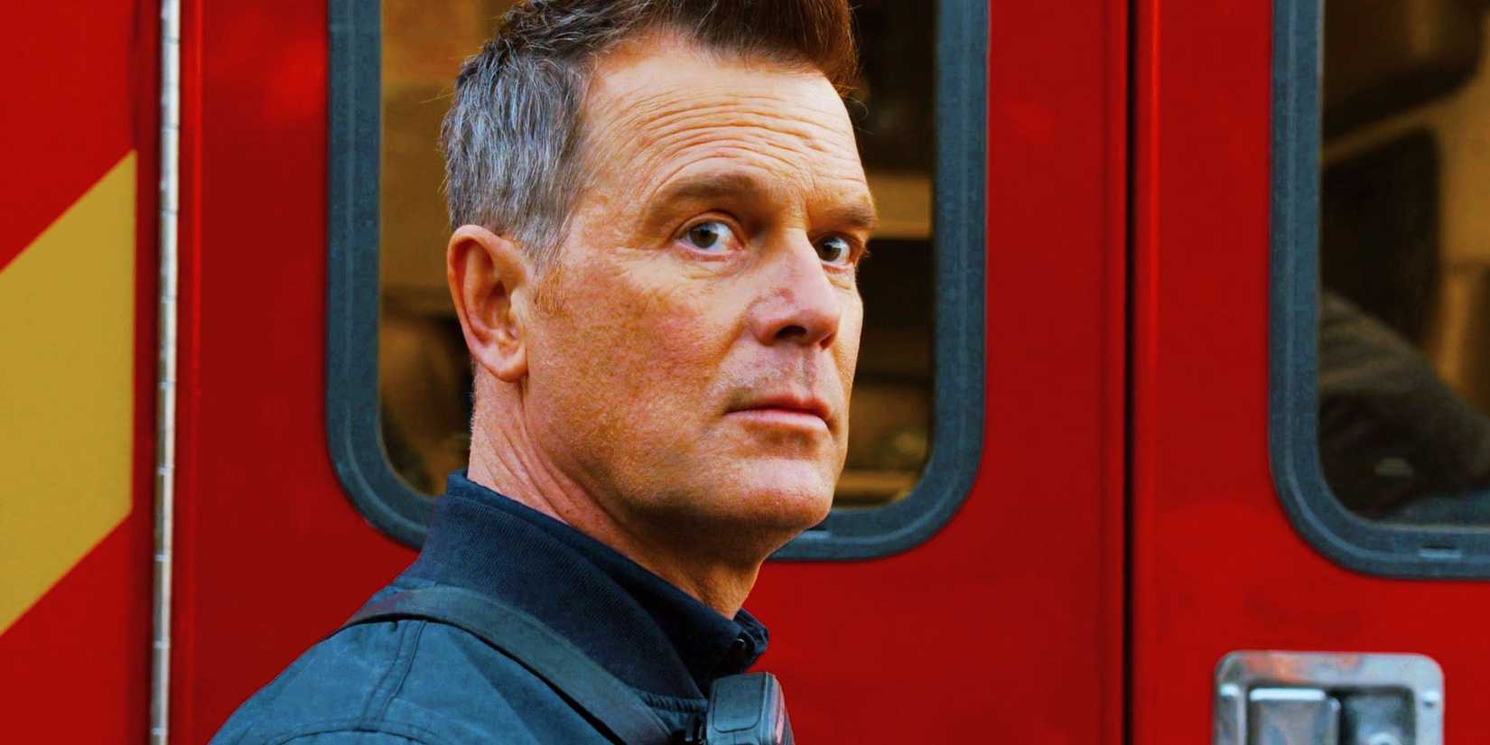 Bobby Nash em uma cena de 9-1-1