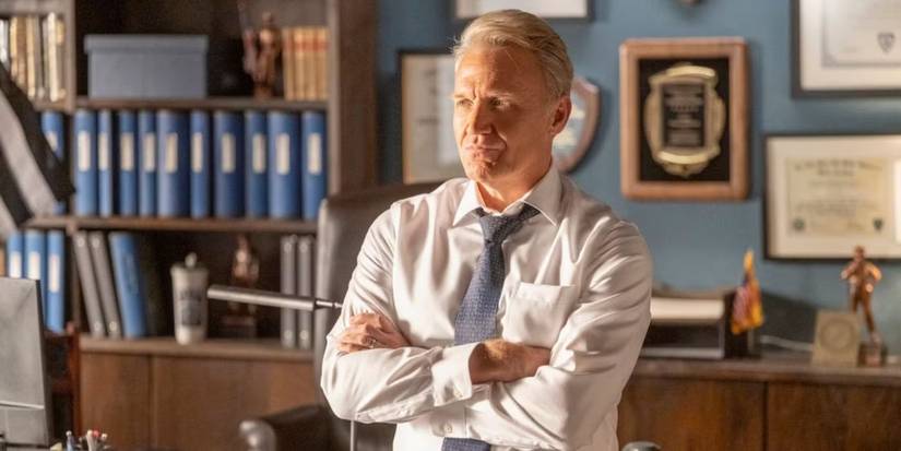 Chief McGrath (Terry Serpico) with his arms crossed in Law & Order SVU.