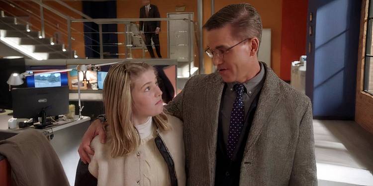 Elle Graper as Victoria Palmer and Brian Dietzen as Jimmy Palmer in NCIS season 22, episode 14
