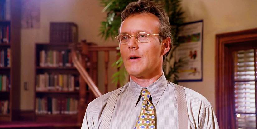 Giles conversando com Buffy na 3ª temporada de Buffy