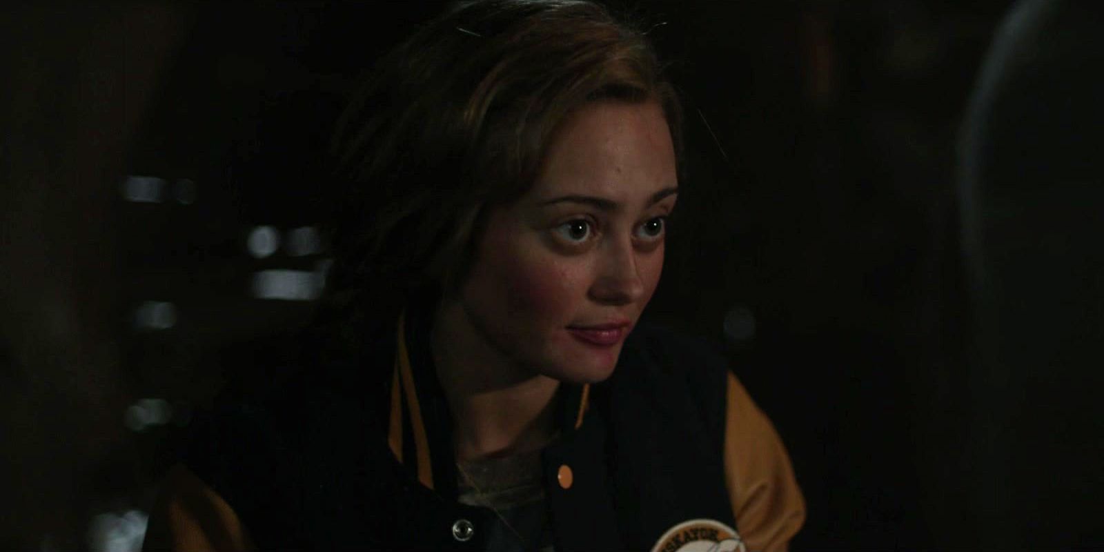 Jackie Taylor (Ella Purnell) As An Illusion In Yellowjackets Season 2, Episode 2, 