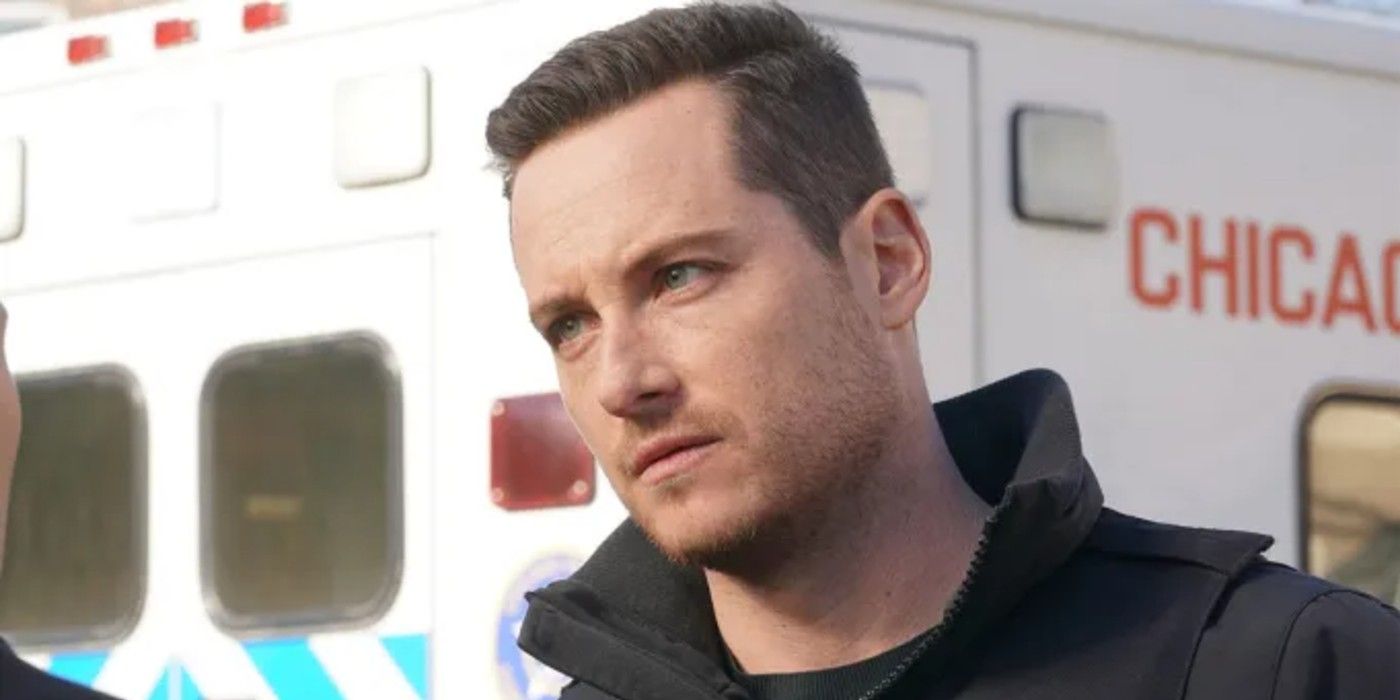 Jesse-Lee-Soffer-as-Jay-Halstead-in-Chicago-PD