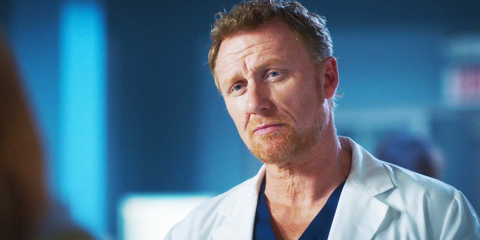 Kevin McKidd as Owen Hunt in Grey's Anatomy season 21 episode 11