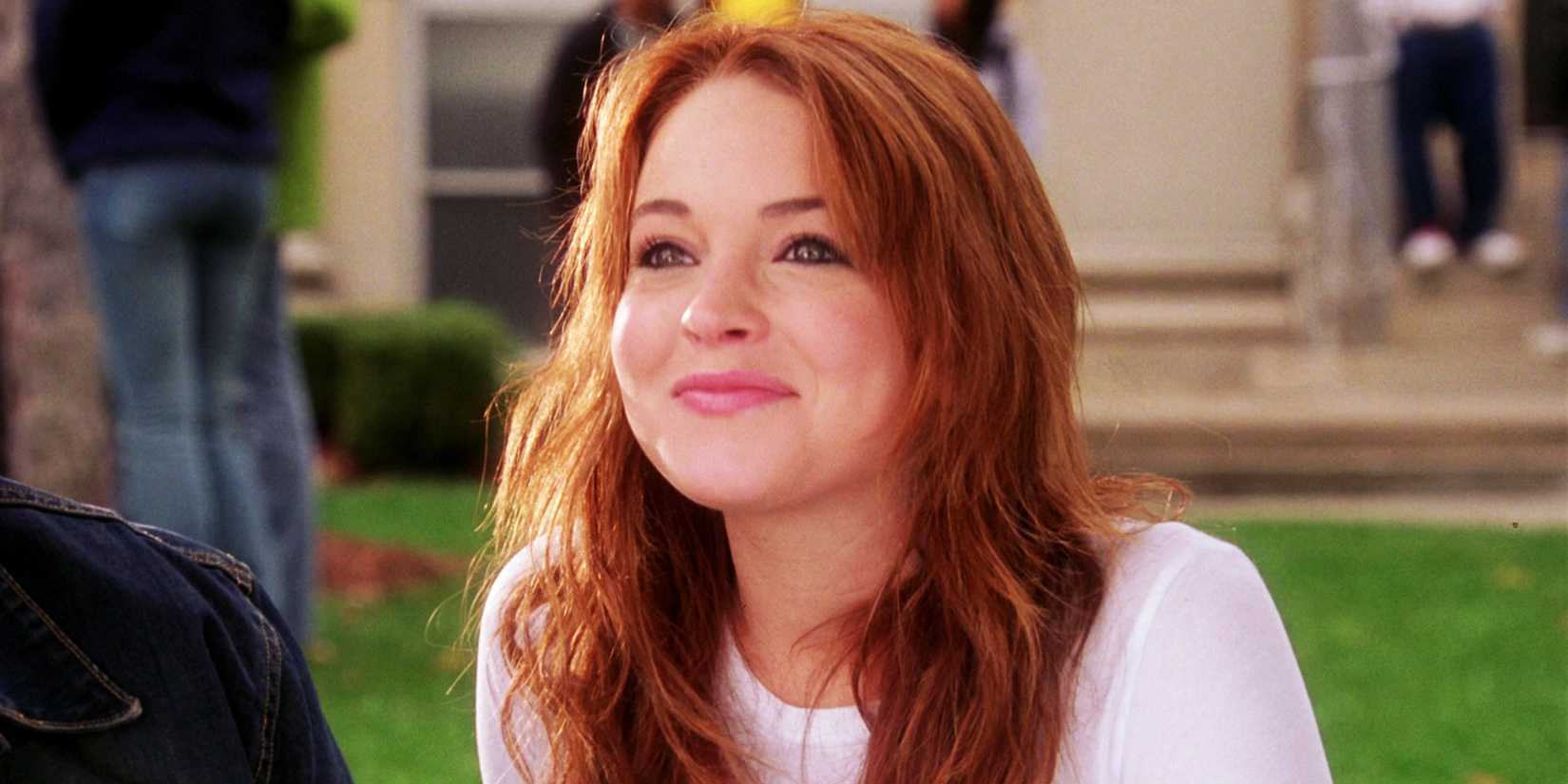 Cady sorrindo no final de Meninas Malvadas