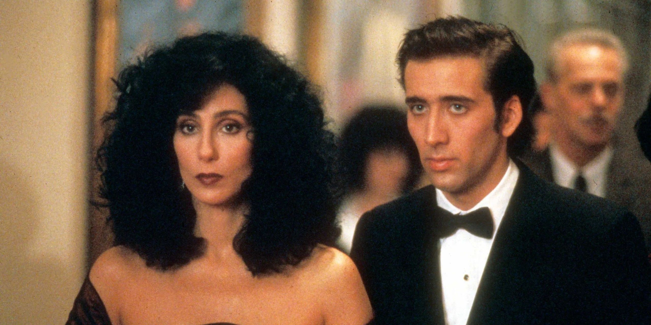 Cher e Nicolas Cage em Feitiço da Lua