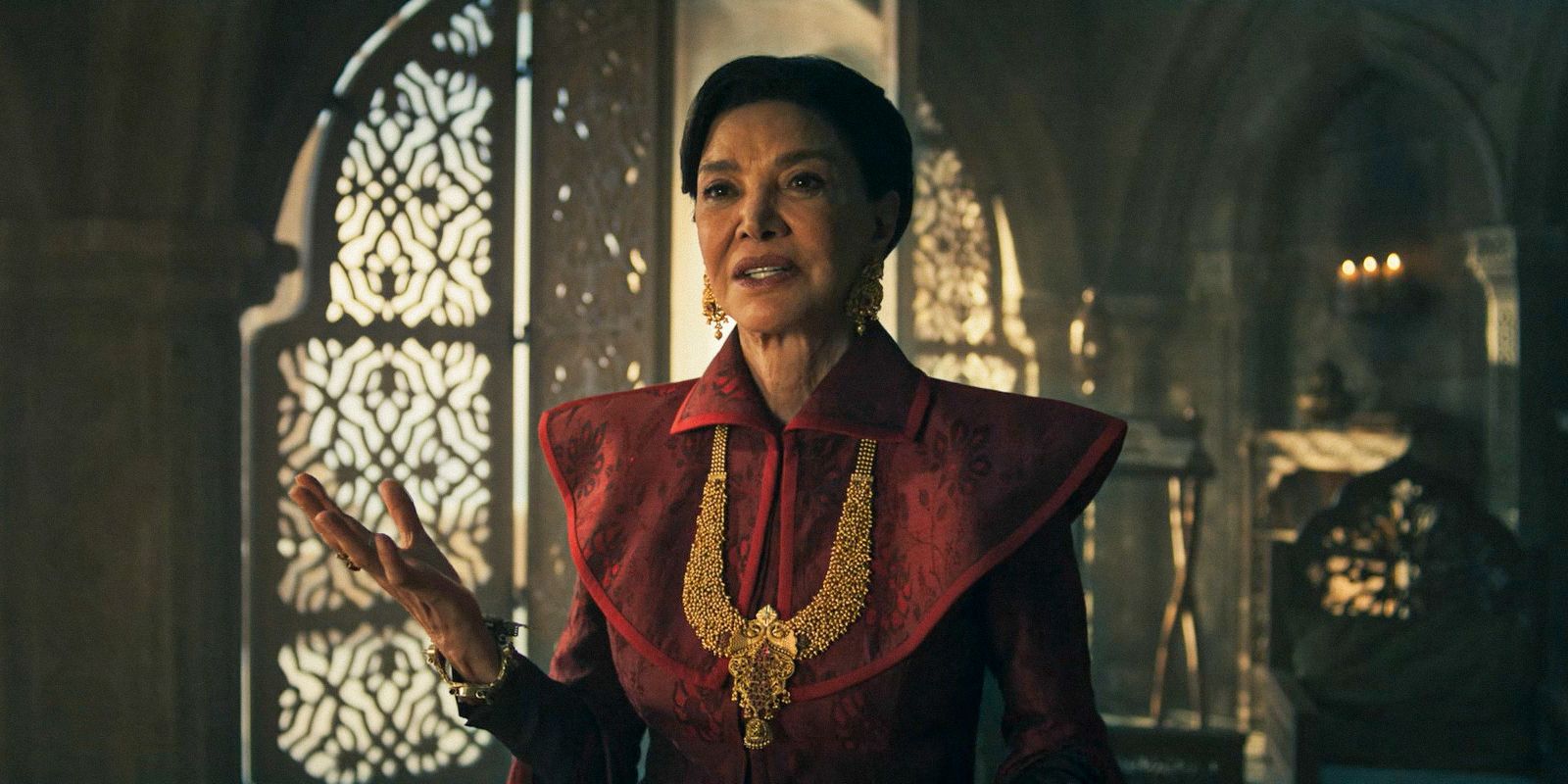 The Wheel Of Time's Elaida Twist Suggests A Huge Part Of Her Book Story ...