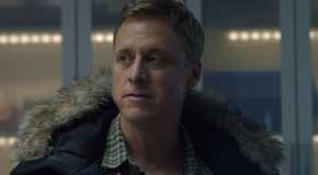 Alan Tudyk as Harry Vanderspeigle in Resident Alien