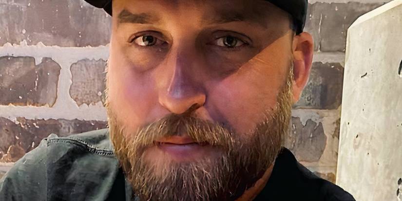 Foto de rosto aproximada de Ross Jones em Deadliest Catch